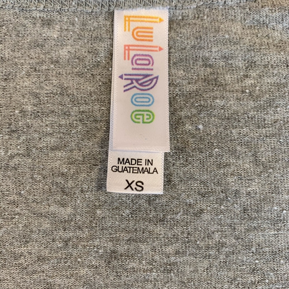 Lularoe Bundle With Solid Gray Classic Tee - image 3